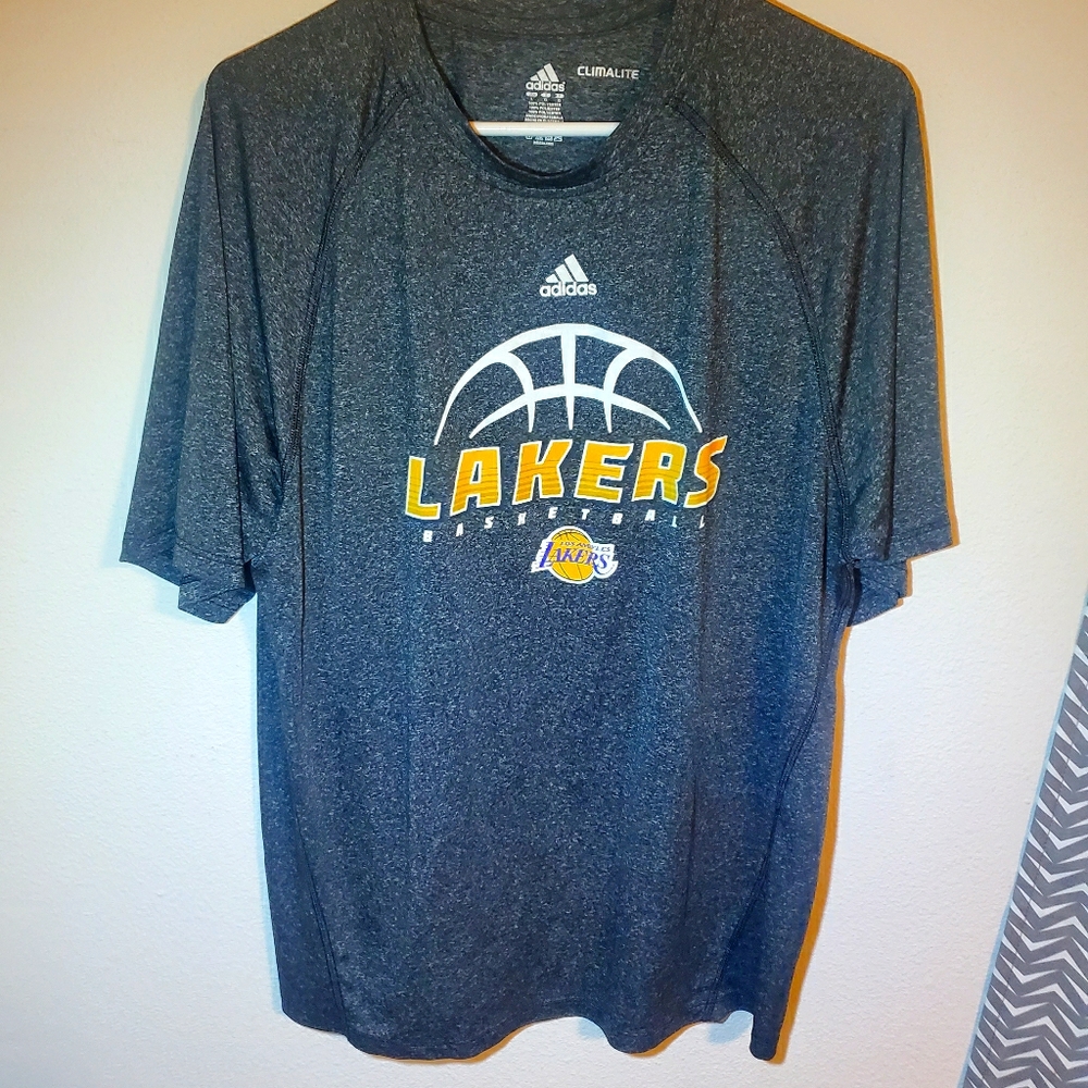 Adidas LA lakers t shirt